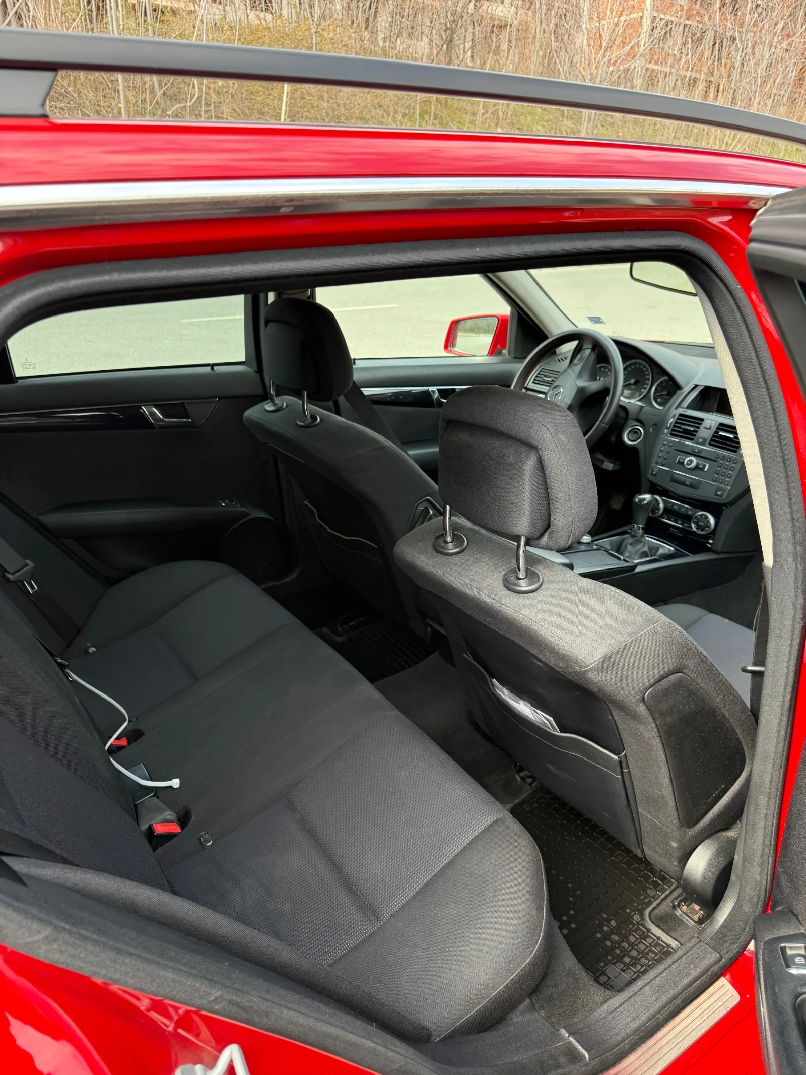 Mercedes-Benz C 200, снимка 7 - Автомобили и джипове - 53752979