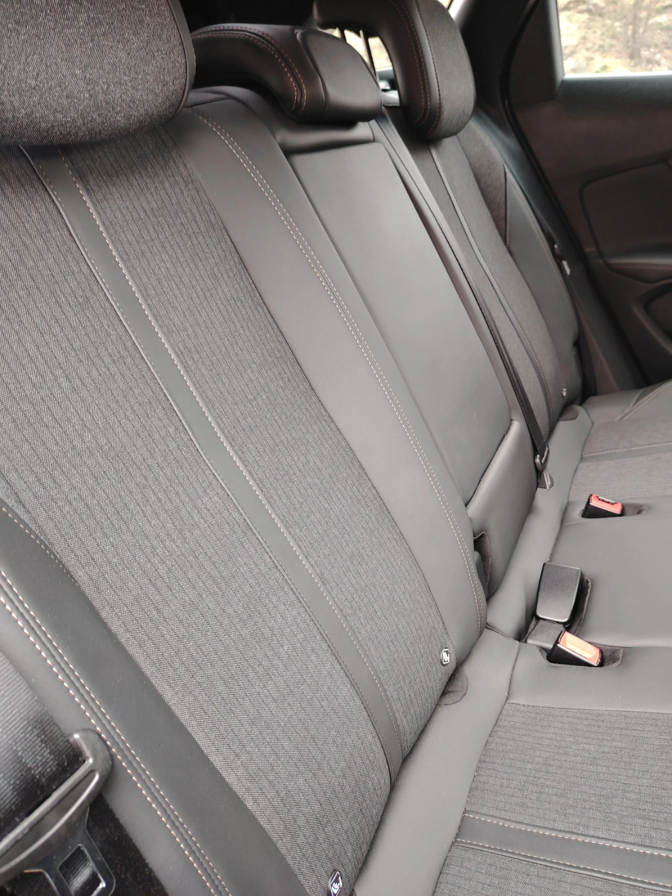 Peugeot 3008, снимка 6 - Автомобили и джипове - 53927513