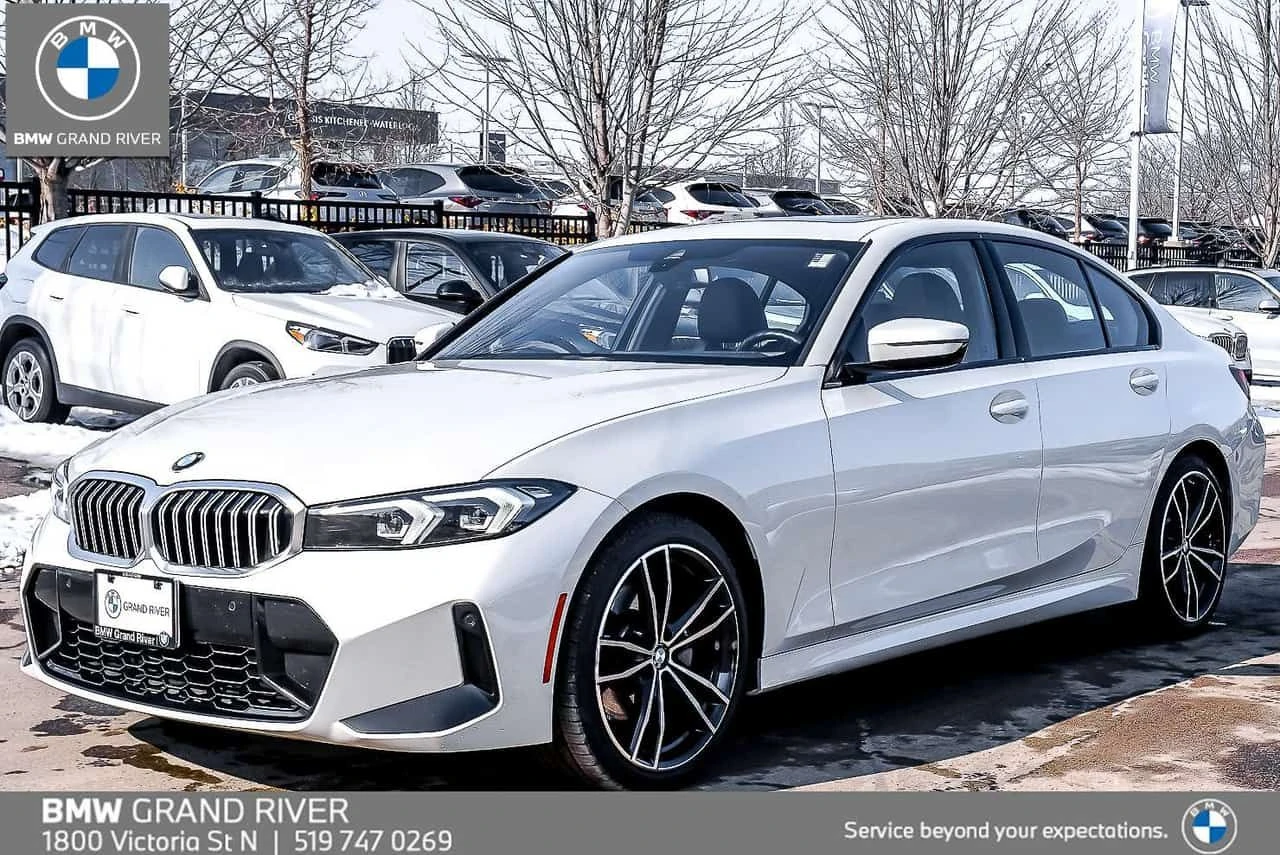 BMW 330 xDrive  CARFAX, снимка 9 - Автомобили и джипове - 54056084