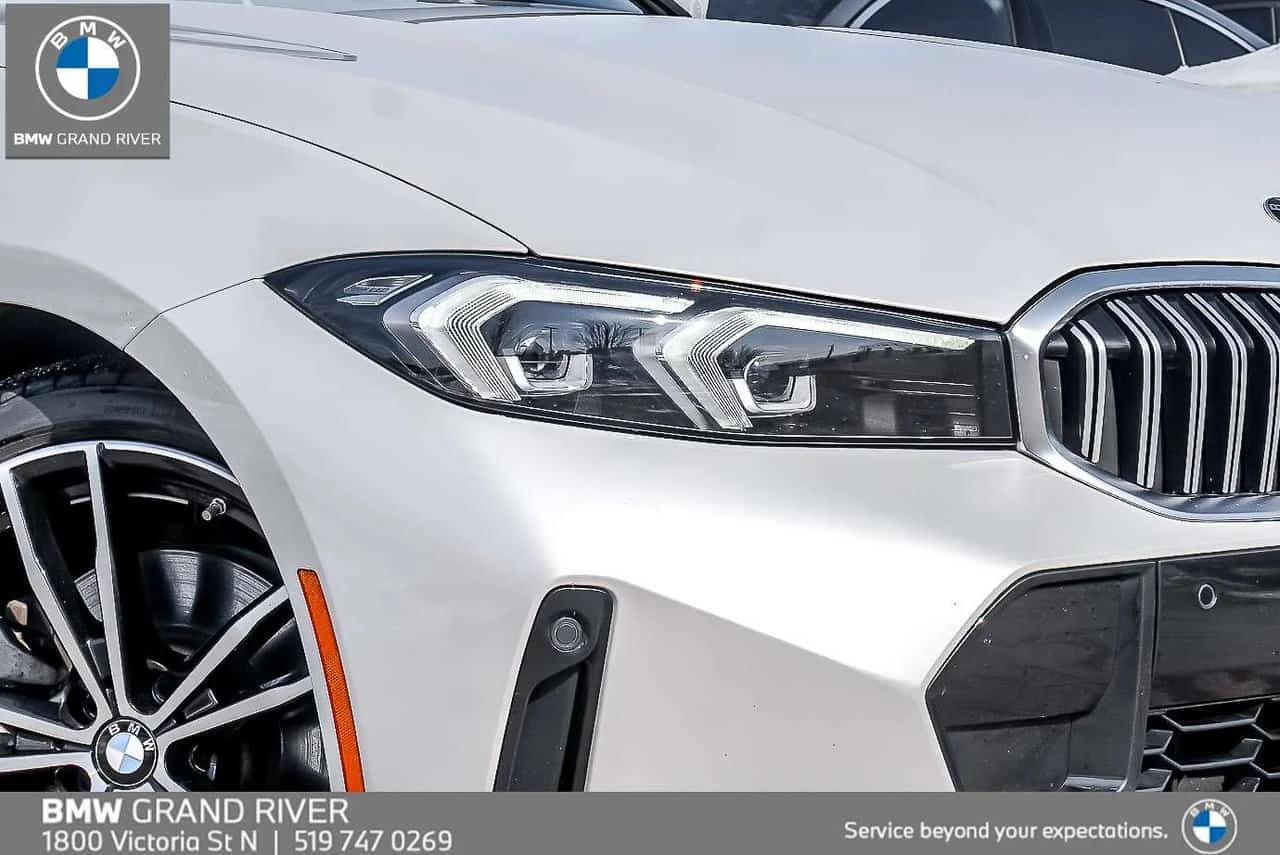 BMW 330 xDrive  CARFAX, снимка 2 - Автомобили и джипове - 54056084