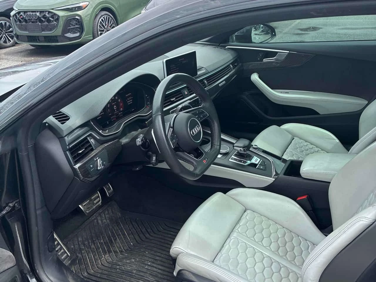 Audi Rs5 * 2.9 TFSI quattro tiptronic* АВТОКРЕДИТ * , снимка 5 - Автомобили и джипове - 54650117