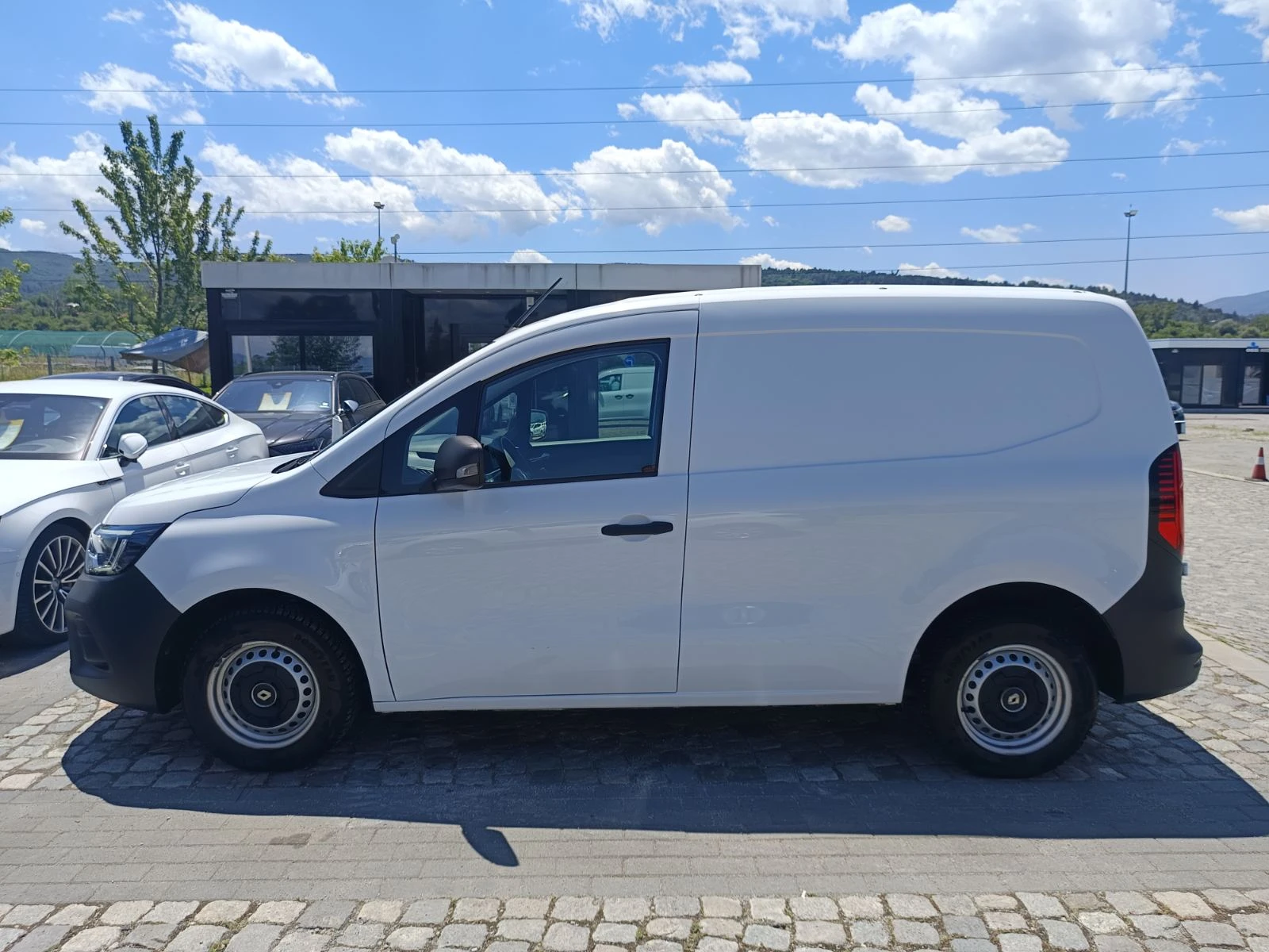 Renault Kangoo 1.3Tce/ 130к.с., снимка 7 - Автомобили и джипове - 54913175