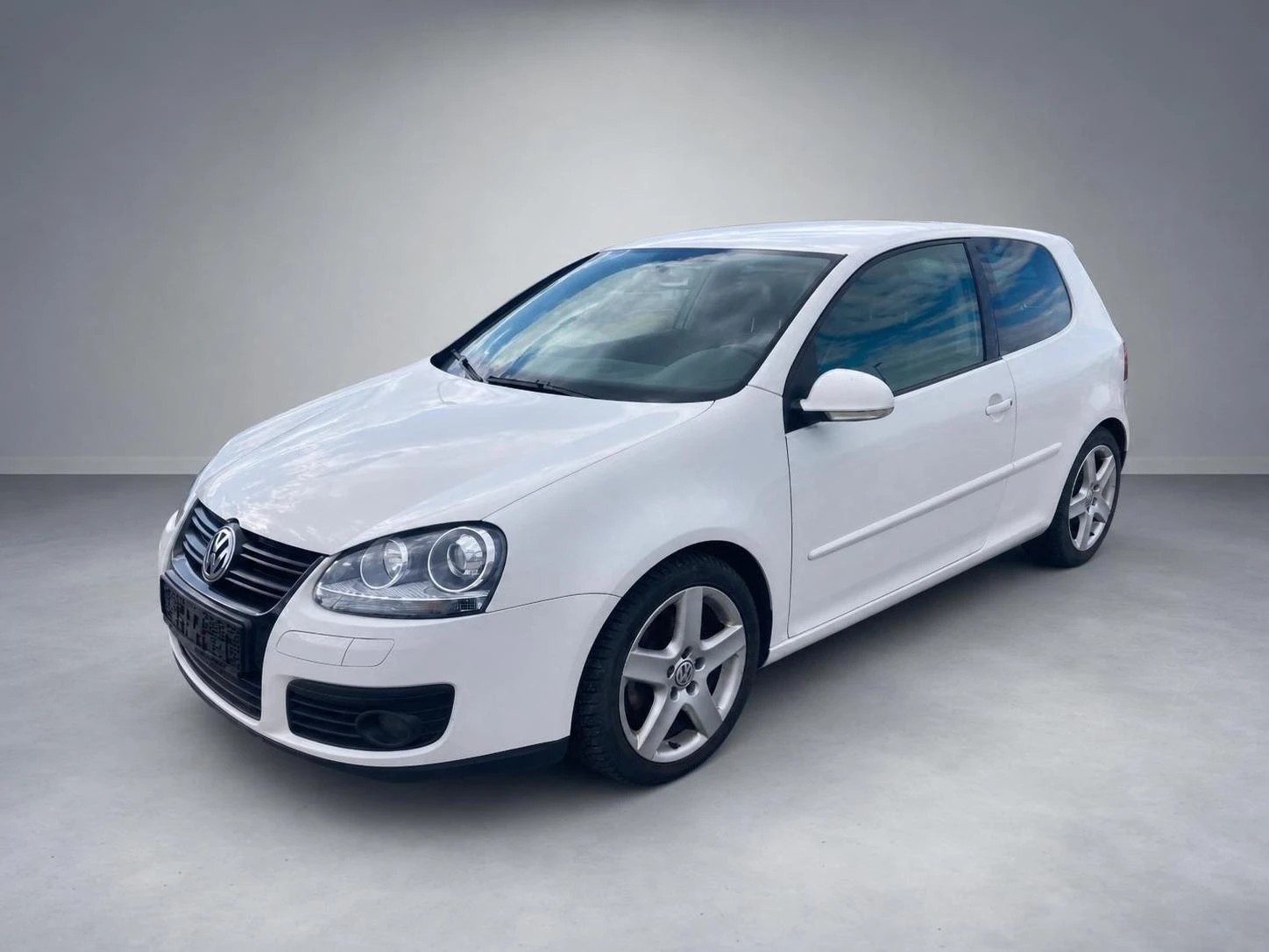 VW Golf 2.0 TDI GT, снимка 4 - Автомобили и джипове - 55274286
