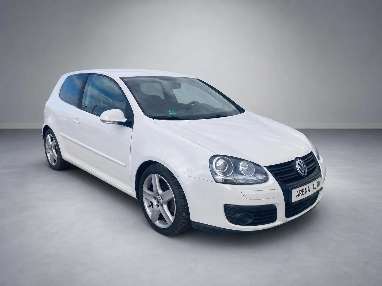 VW Golf 2.0 TDI GT, снимка 8 - Автомобили и джипове - 55274286