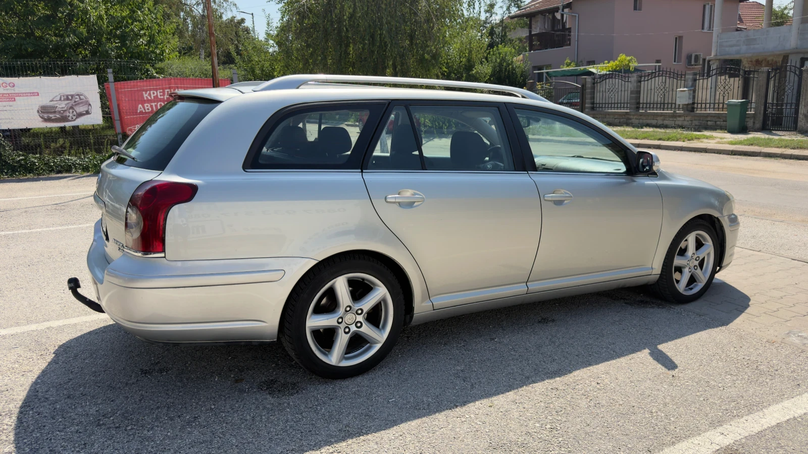 Toyota Avensis, снимка 6 - Автомобили и джипове - 55340738