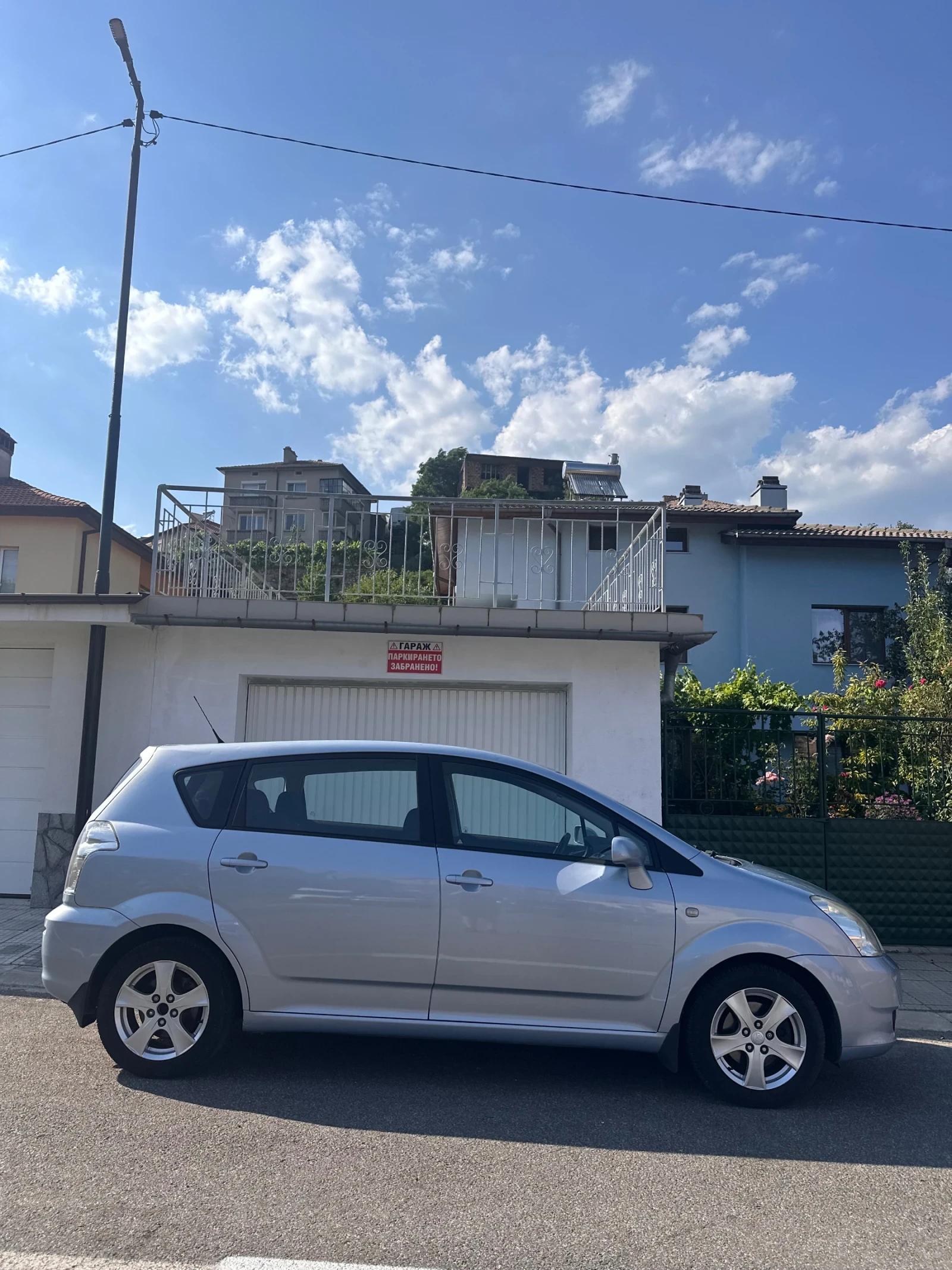 Toyota Corolla verso 1.8 VVT-i, снимка 8 - Автомобили и джипове - 55849898