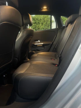 Mercedes-Benz GLA Full Led* Digital* Cam* Distr* Lane* , снимка 9