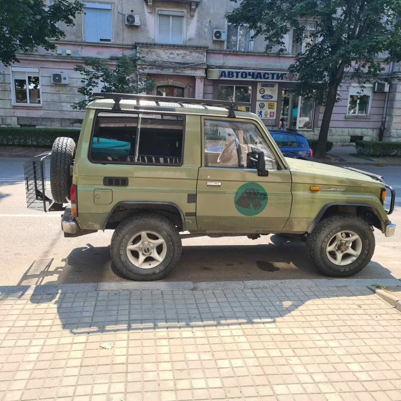 Toyota Land cruiser RJ70, снимка 8 - Автомобили и джипове - 43570107