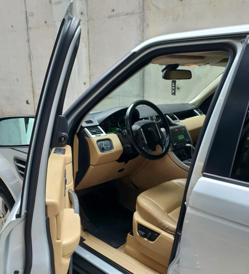 Land Rover Range Rover Sport 4.4 , снимка 11 - Автомобили и джипове - 51635556