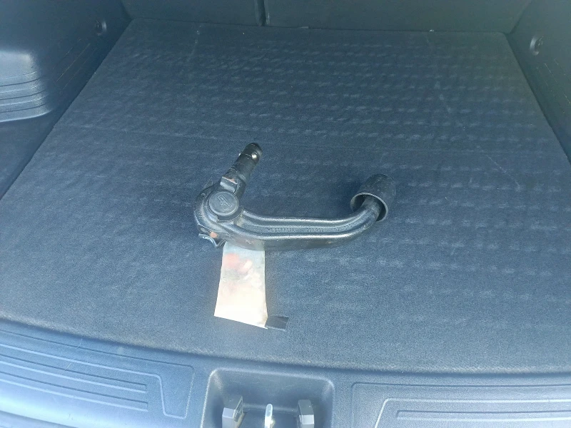 Hyundai IX35 2.0D/180ks, снимка 14 - Автомобили и джипове - 51693037