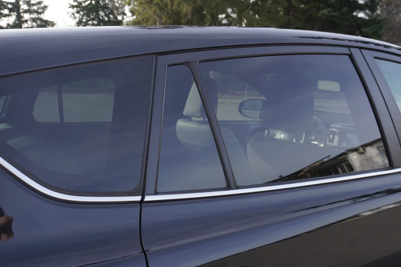 Toyota Rav4 2.5i HYBRID BLACK EDITION, 126.00km!!, снимка 15 - Автомобили и джипове - 52838556