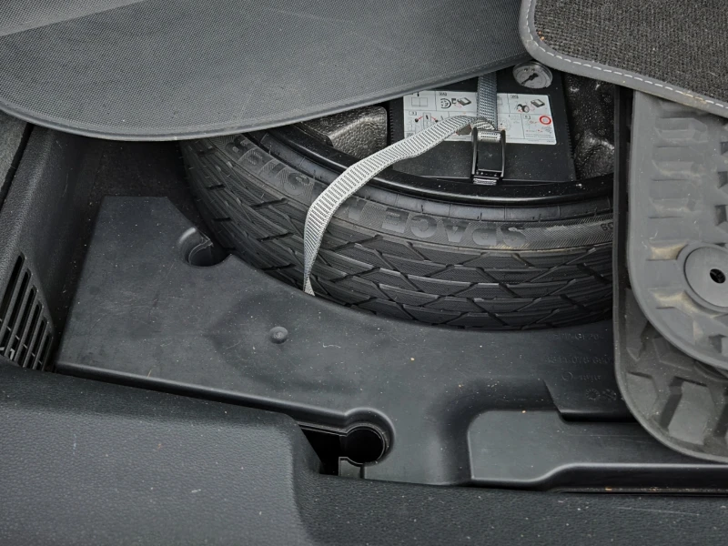 Audi Q8 * CARFAX * БЕЗ ПЪРВОНАЧАЛНА ВНОСКА, снимка 12 - Автомобили и джипове - 52855752