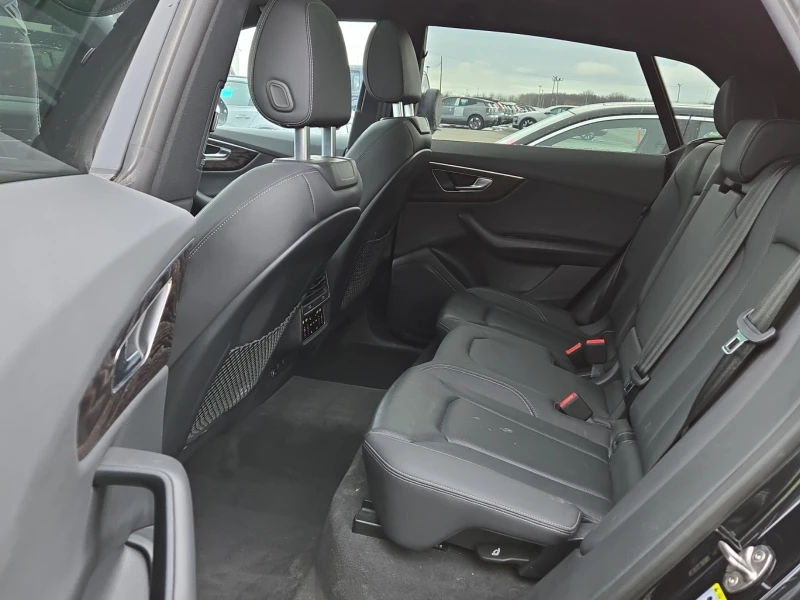 Audi Q8 * CARFAX * БЕЗ ПЪРВОНАЧАЛНА ВНОСКА, снимка 9 - Автомобили и джипове - 52855752