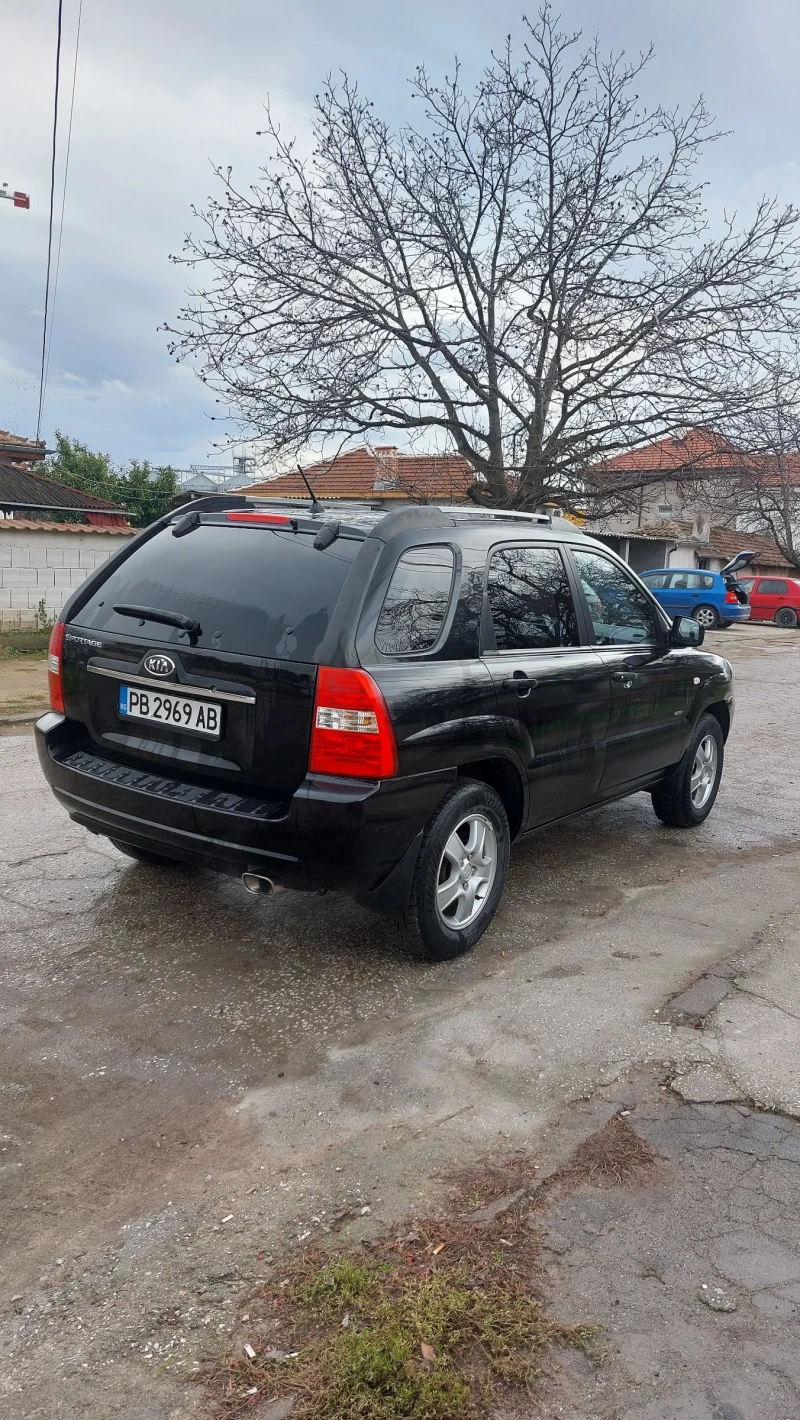 Kia Sportage 2.0i газ , снимка 4 - Автомобили и джипове - 53000831