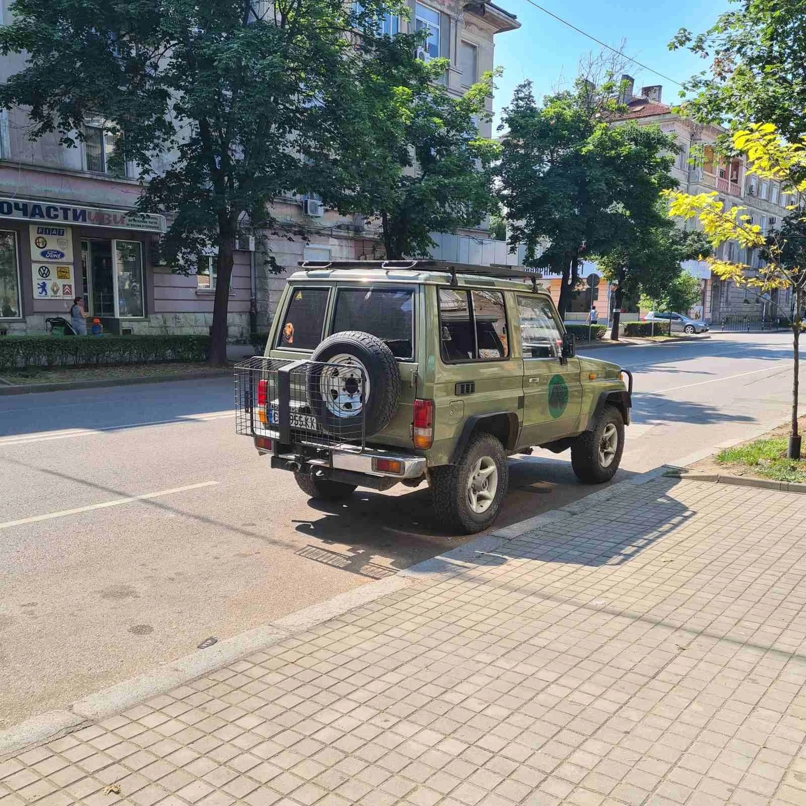 Toyota Land cruiser RJ70 - изображение 2