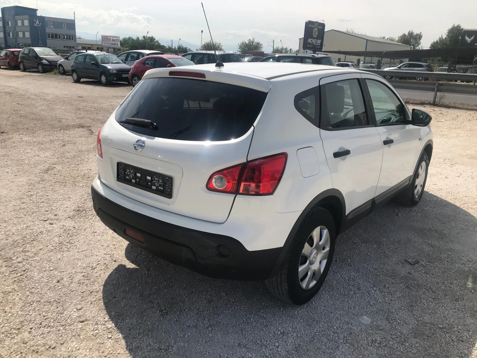 Nissan Qashqai 1, 6 i газ - изображение 3