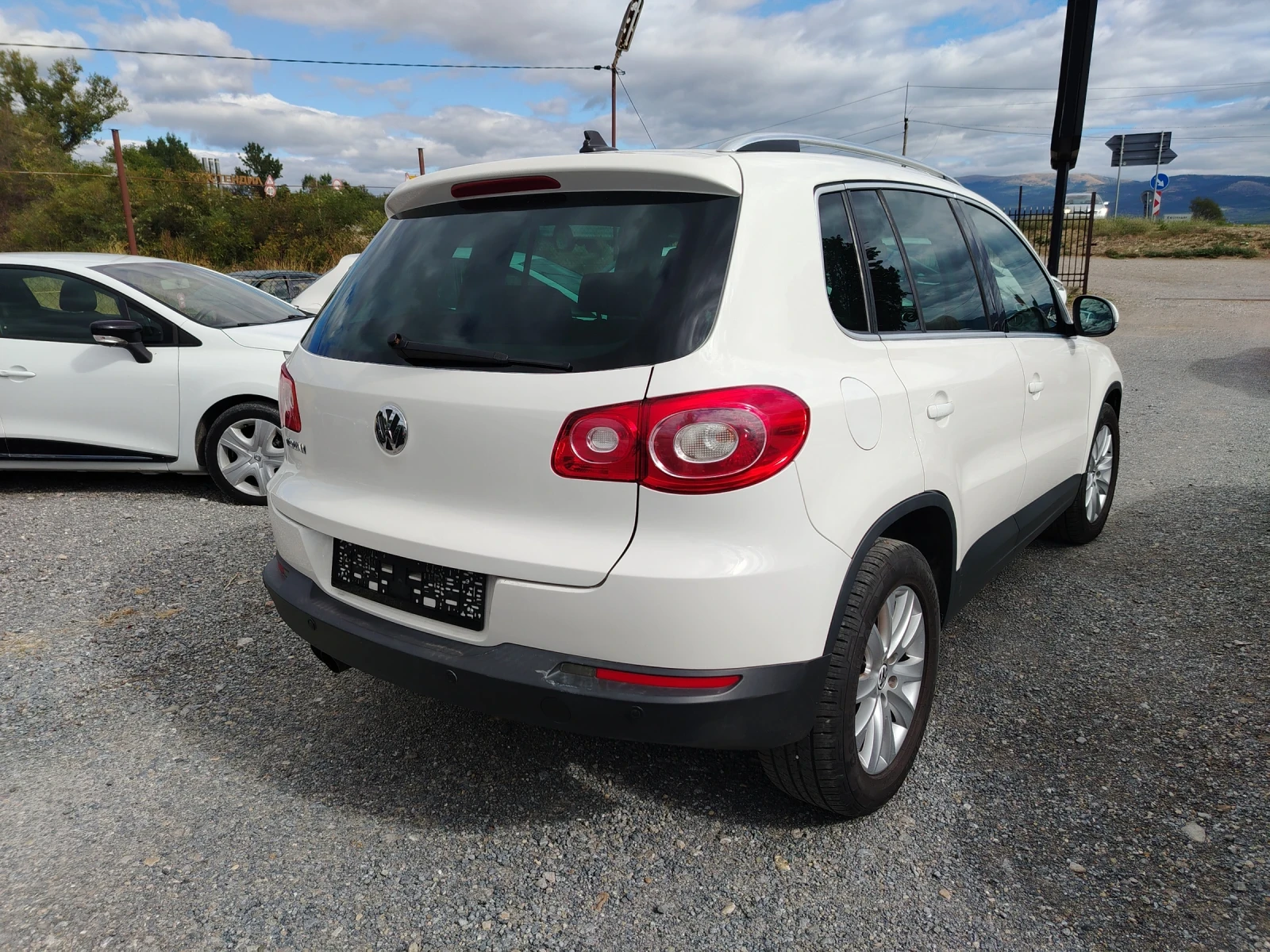 VW Tiguan 2.0 TDI 4MOTION PANORAMA  - изображение 5