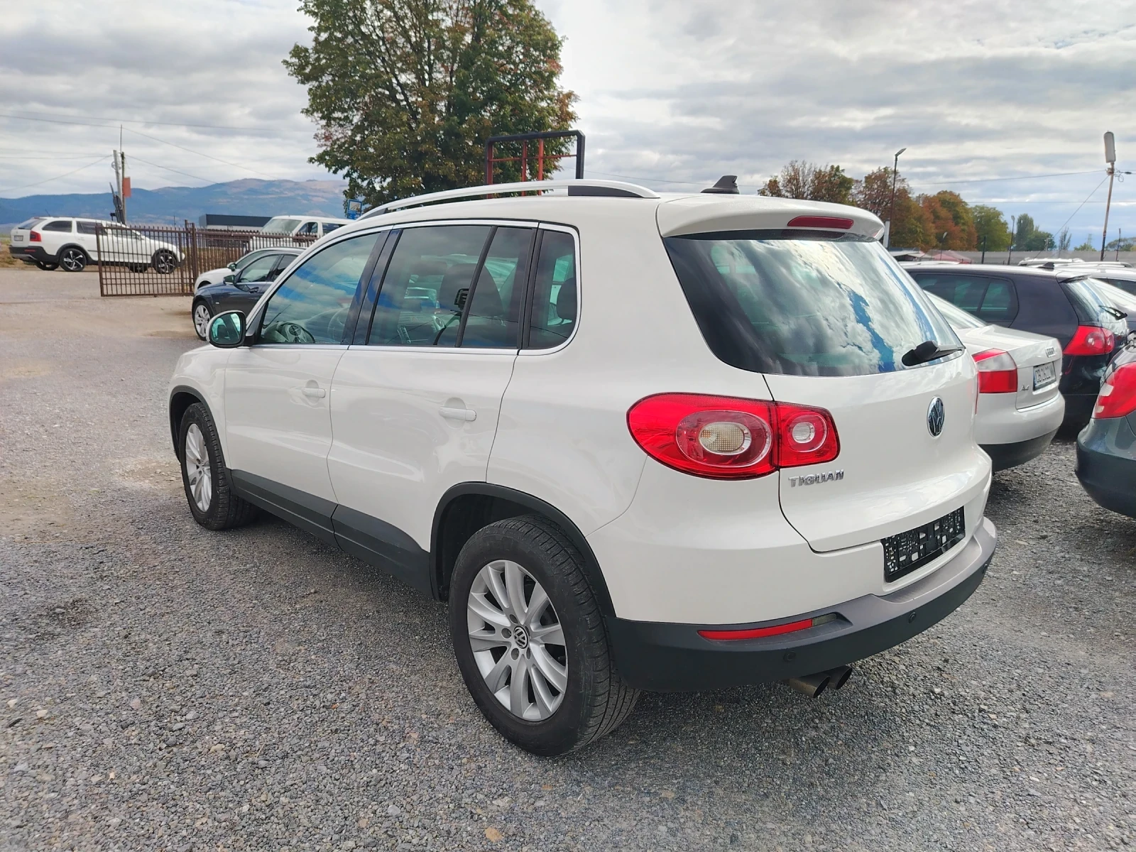 VW Tiguan 2.0 TDI 4MOTION PANORAMA  - изображение 7