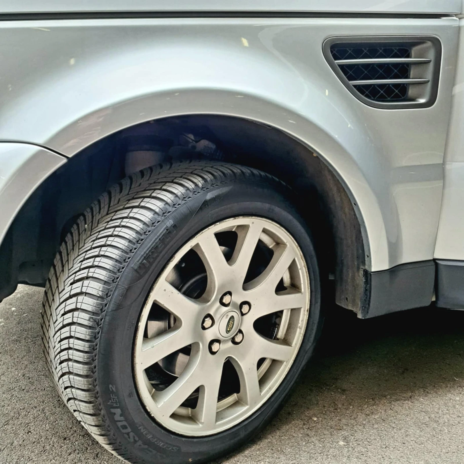 Land Rover Range Rover Sport 4.4  - изображение 5