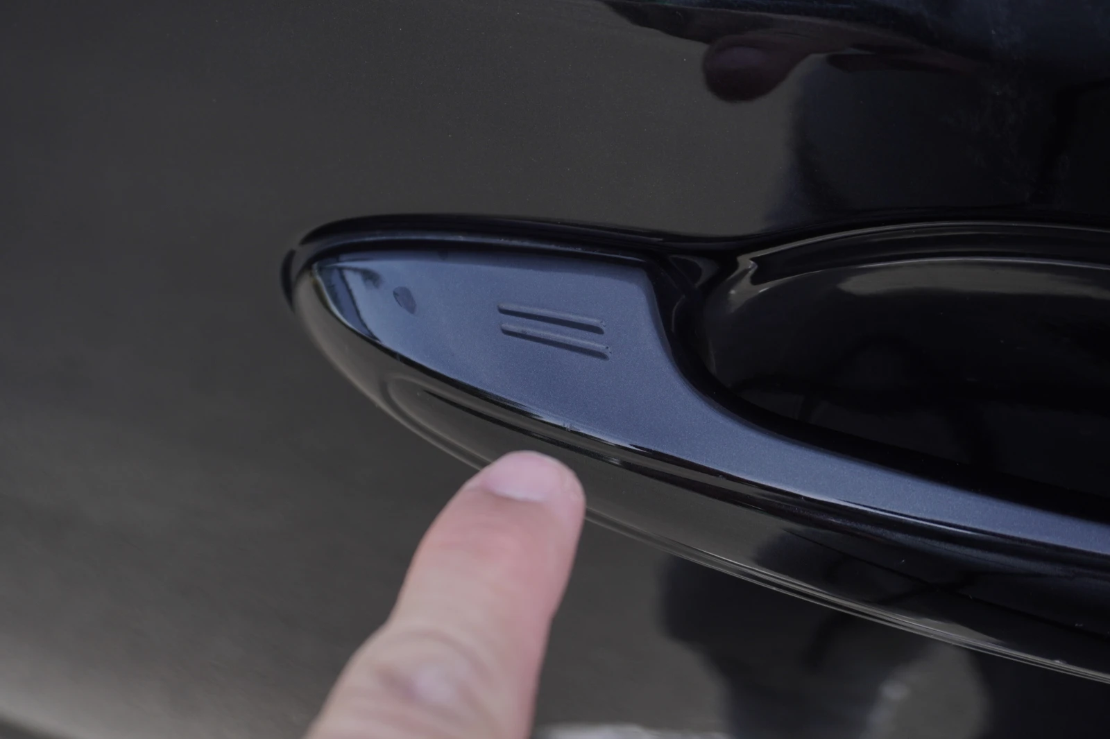 Toyota Rav4 2.5i HYBRID BLACK EDITION, 126.00km!! | Mobile.bg � ����������� 13