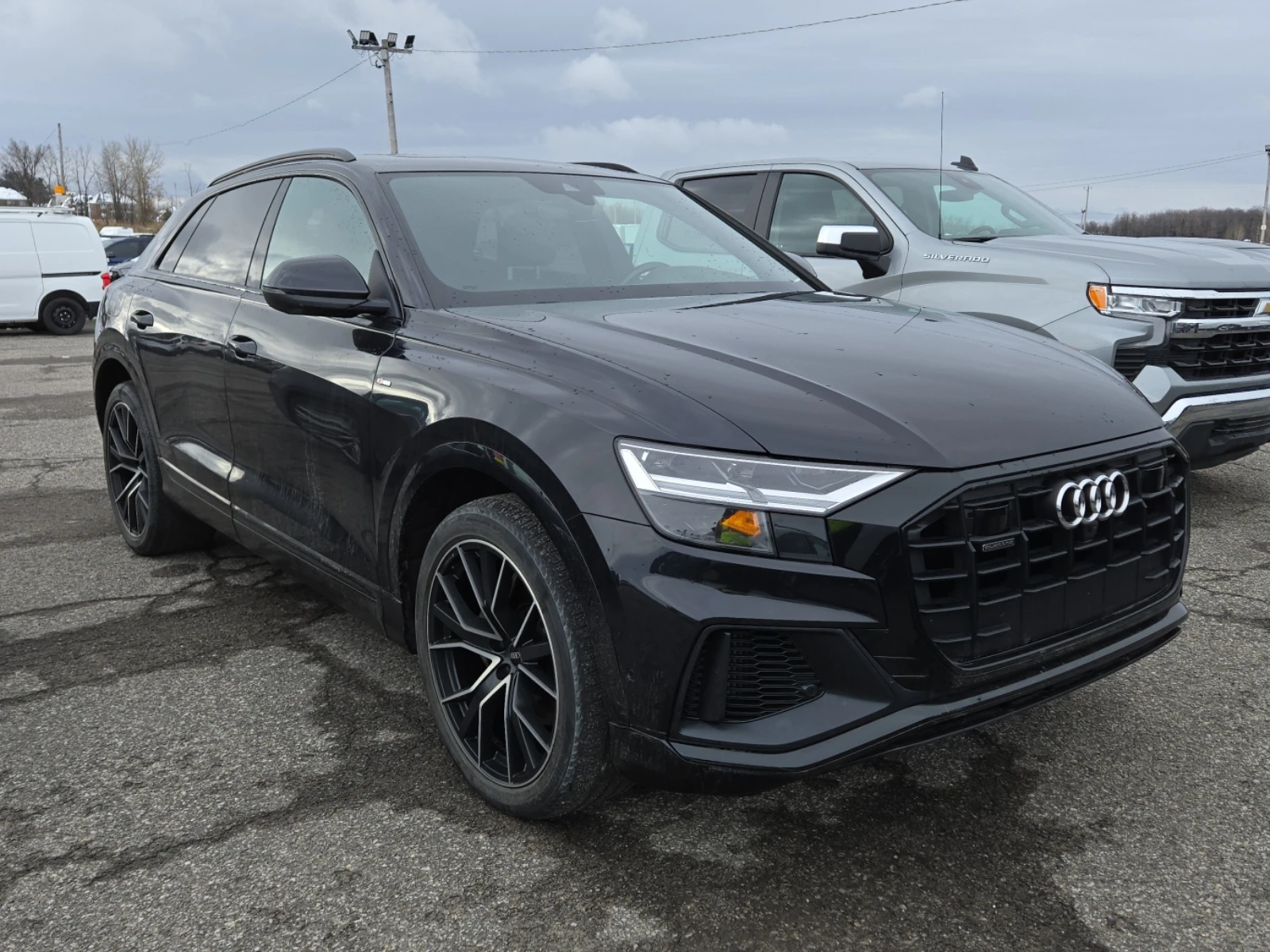 Audi Q8 * CARFAX * БЕЗ ПЪРВОНАЧАЛНА ВНОСКА - изображение 2