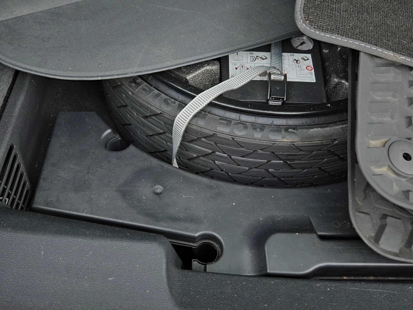 Audi Q8 * CARFAX * ��� ������������ ������ | Mobile.bg � ����������� 12