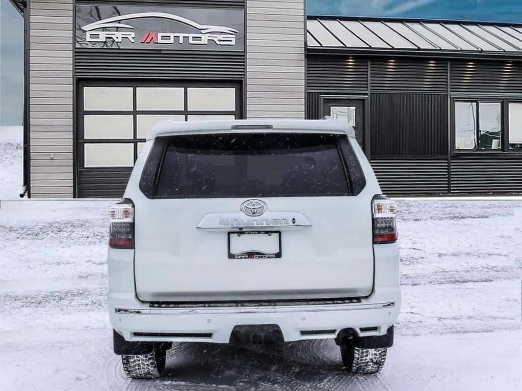 Toyota 4runner Limited | JBL | KEYLESS | ОБДУХВАНЕ | PANO, снимка 4 - Автомобили и джипове - 53962413