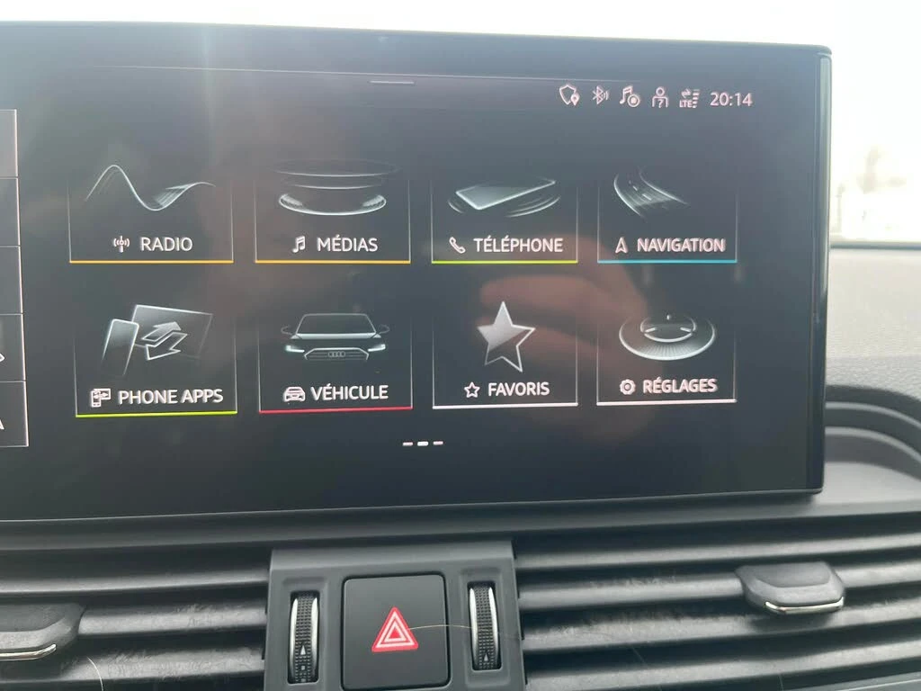 Audi Q5 45 TFSI* PREMIUM* DISTRONIC* ПОДГРЕВ* ПАМЕТ* КАМЕР, снимка 3 - Автомобили и джипове - 54850592