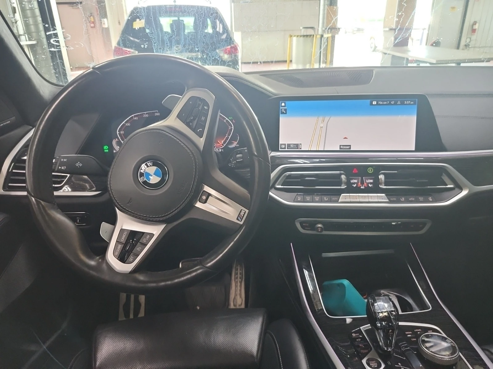 BMW X7 xDrive40i/Sports Activity Vehicle/2КЛЮЧА/ПАНОРАМА, снимка 13 - Автомобили и джипове - 55073609