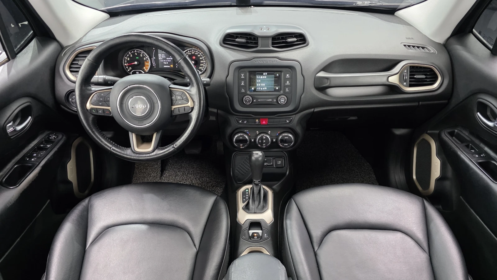Jeep Renegade 2.4* ПОДГРЕВ ВОЛАН* КРАЙНА ЦЕНА, снимка 7 - Автомобили и джипове - 55318881