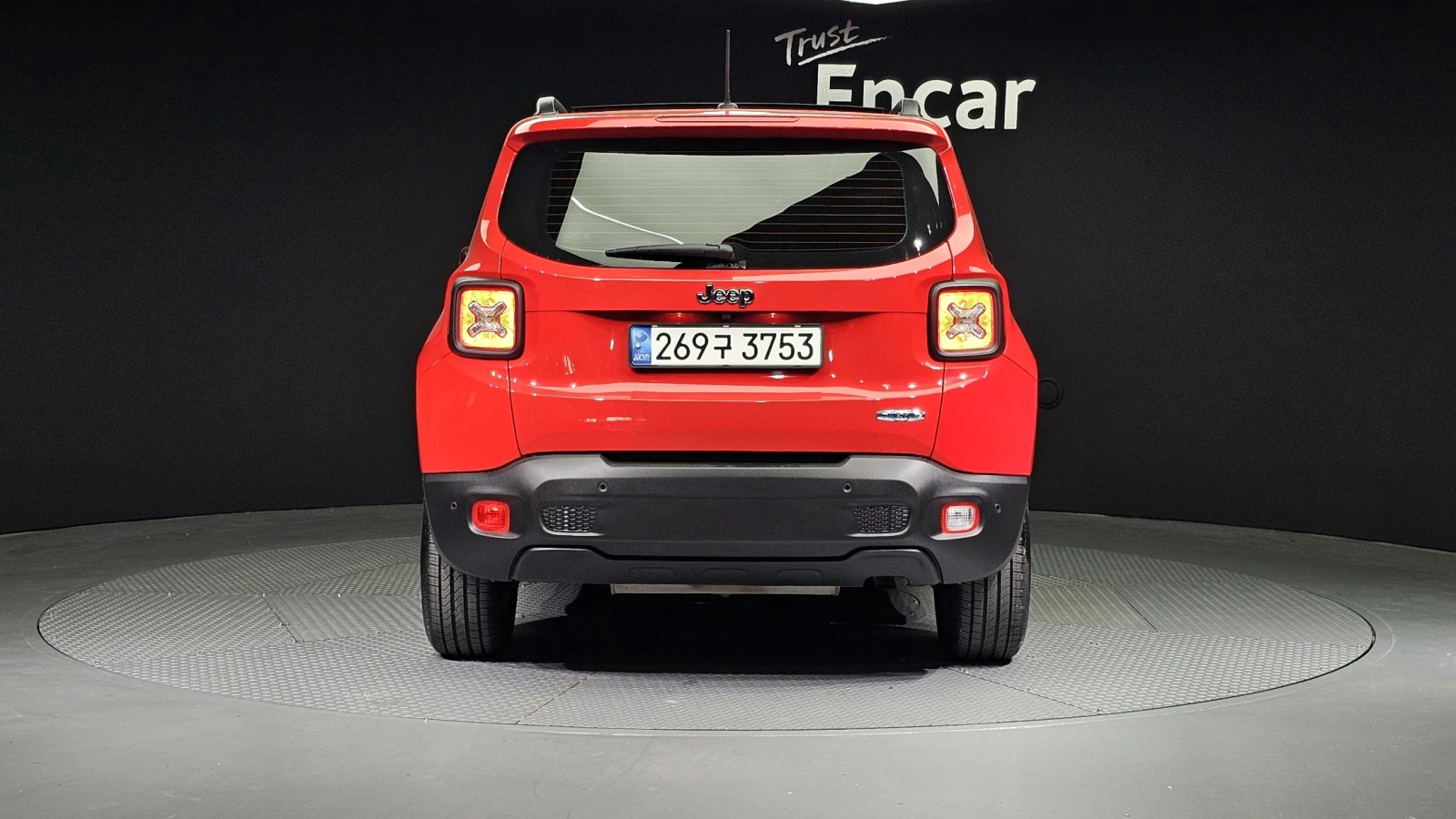 Jeep Renegade 2.4* ПОДГРЕВ ВОЛАН* ЛЮК* КРАЙНА ЦЕНА, снимка 4 - Автомобили и джипове - 55318881