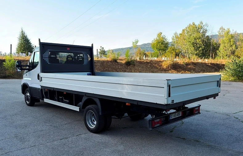 Iveco 35c18 3.0* HI-MATIC* 4.90m* LED* ДВ.ПАКЕТ РЕСОРИ* 3.5т, снимка 5 - Бусове и автобуси - 55879656
