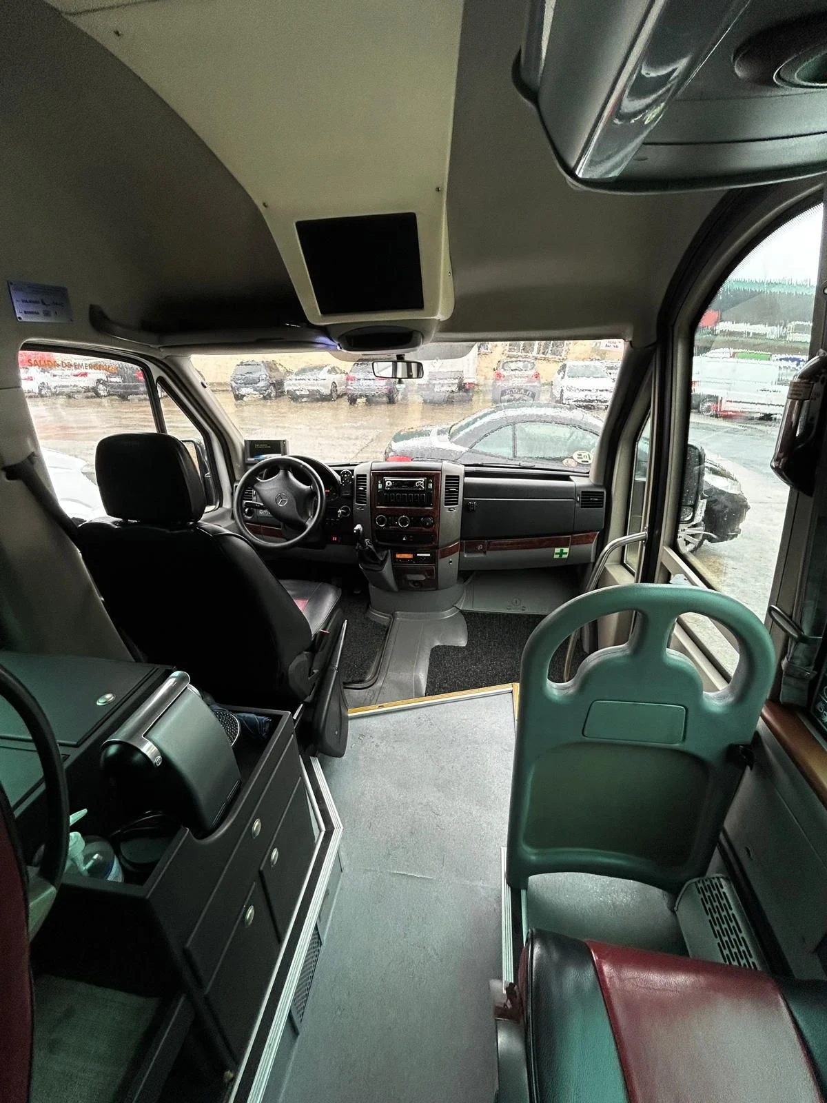 Mercedes-Benz Sprinter 518, снимка 14 - Бусове и автобуси - 53925784