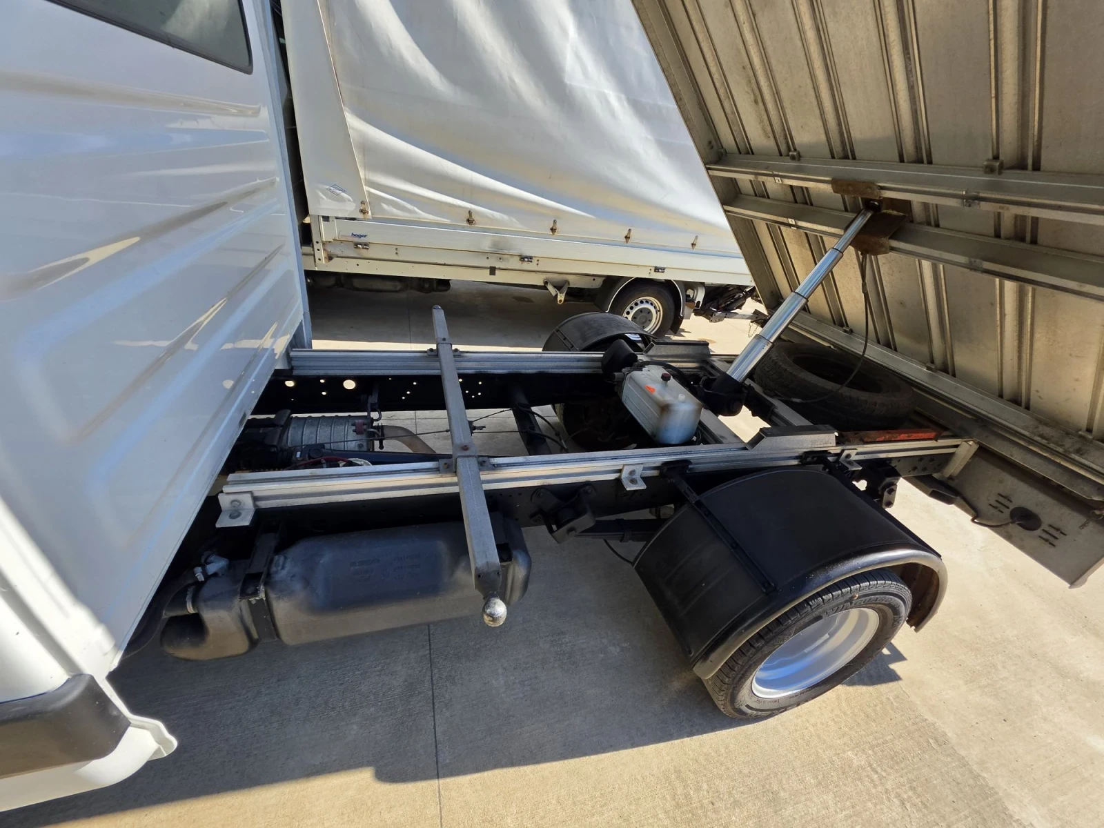 Iveco 35c15 3.0НРI швейцарски, снимка 2 - Бусове и автобуси - 55677917