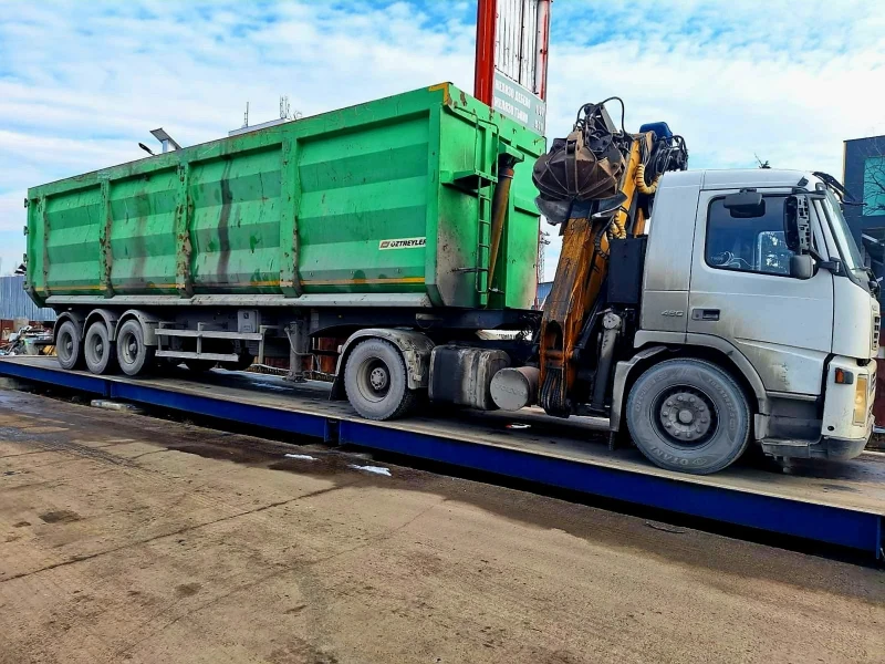 Volvo Fm12, снимка 4 - Камиони - 49013881