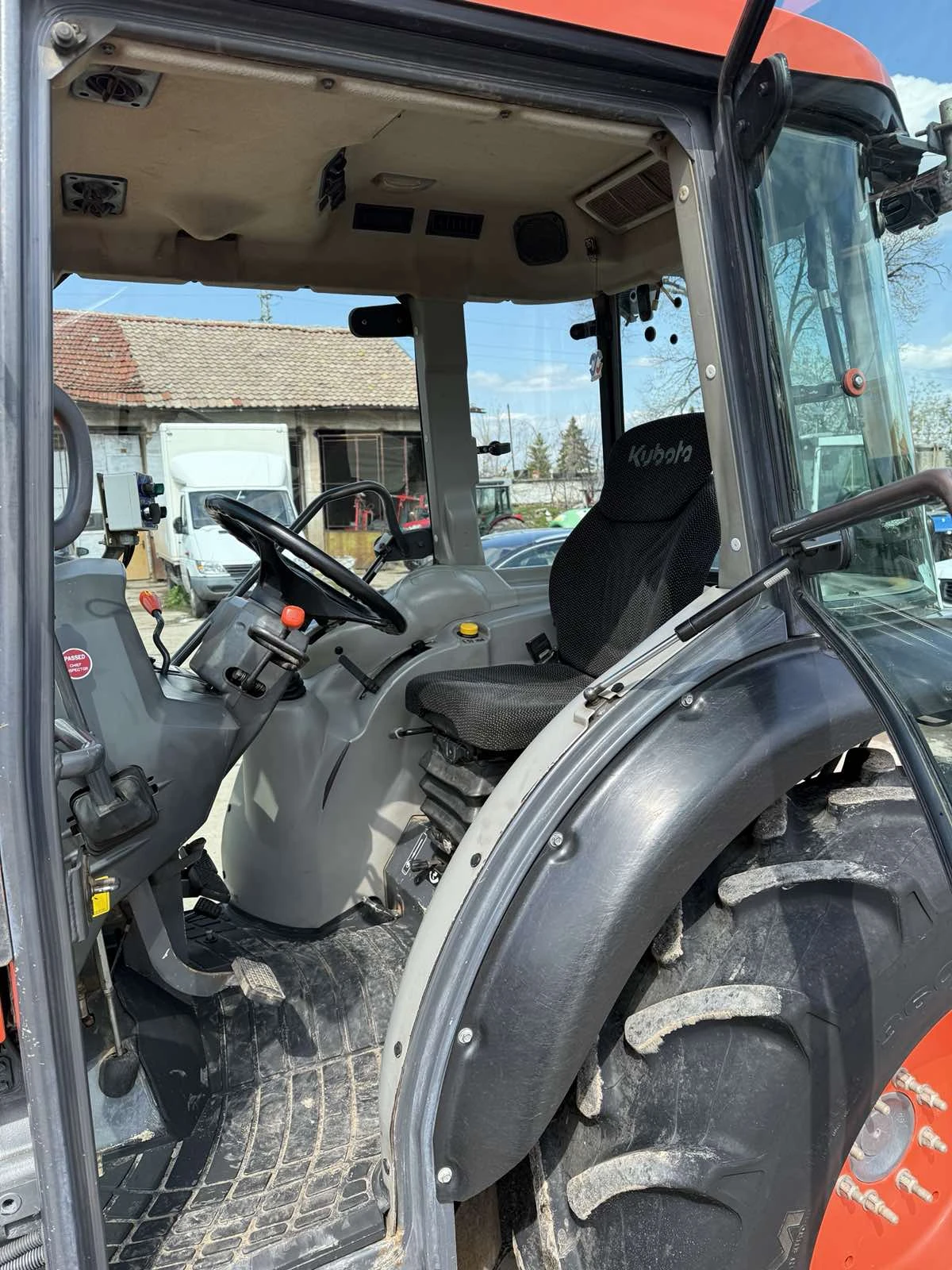 Трактор Kubota M8540 Narrow - изображение 10