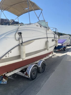 Моторна яхта Maxum, снимка 10