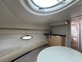 Моторна яхта Maxum, снимка 9