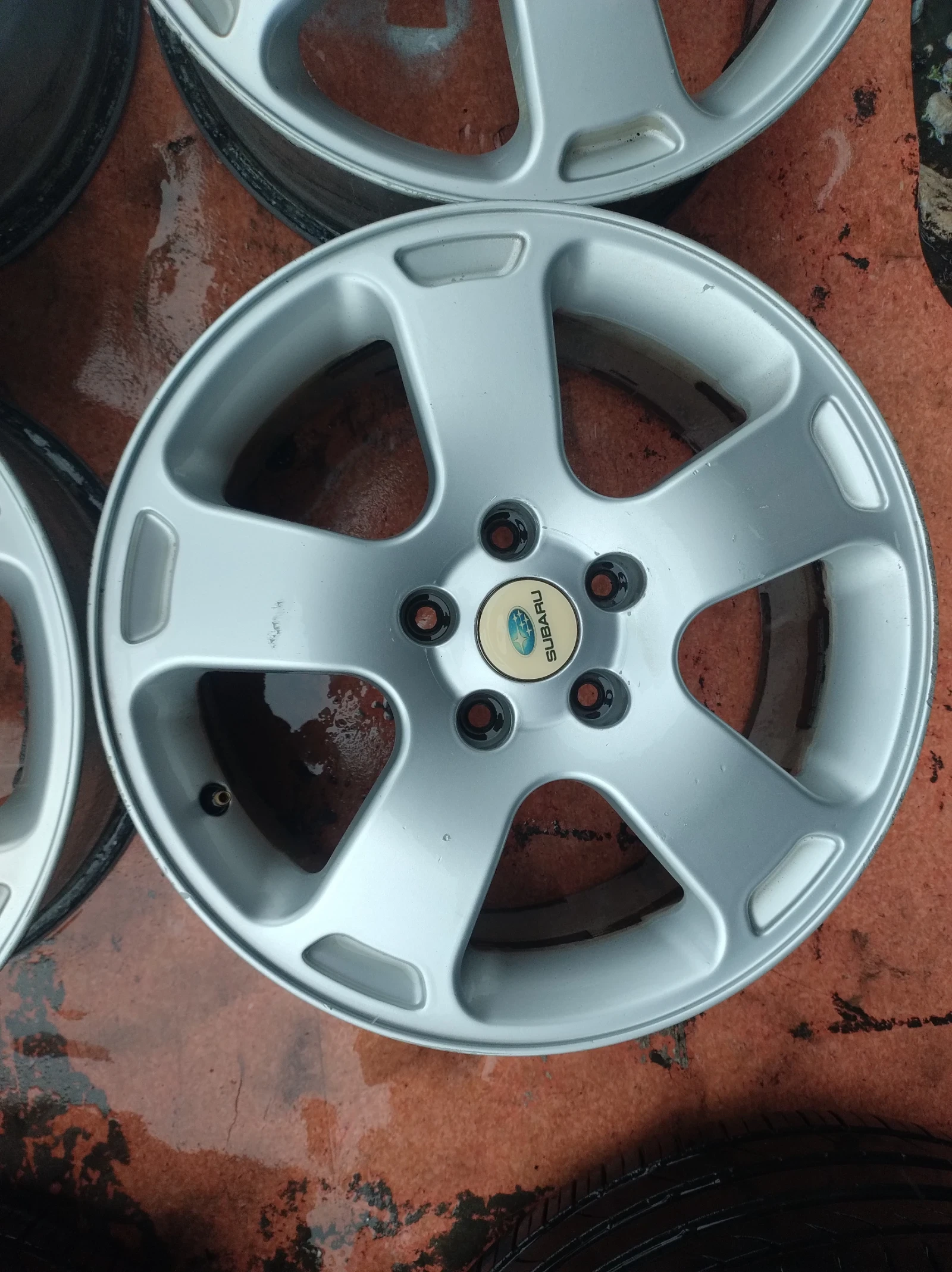   Subaru B10 Tribeka | Mobile.bg   5