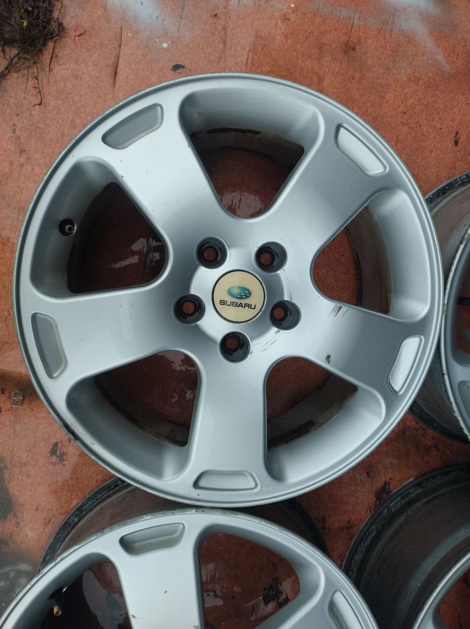   Subaru B10 Tribeka | Mobile.bg   3