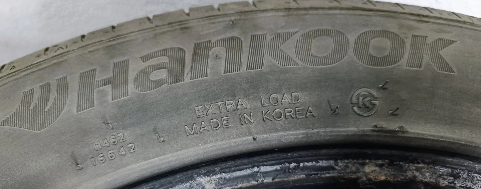 Гуми Летни 235/45R18, снимка 2 - Гуми и джанти - 56321580