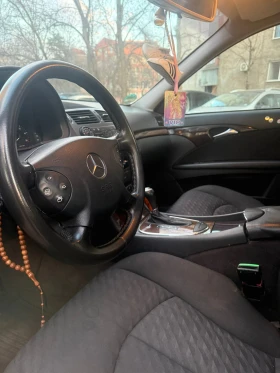 Mercedes-Benz E 220, снимка 5