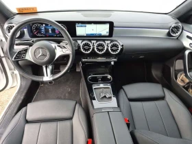 Mercedes-Benz CLA 250 PANORAMA| 2 КЛЮЧА| АМБИЕНТ| , снимка 11