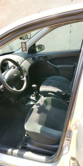 Ford Focus 1.6 , снимка 17