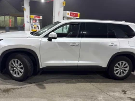 Toyota Grand Highlander * AWD * CARFAX * ОПЦИЯ ЗА ФИНАНСИРАНЕ, снимка 2
