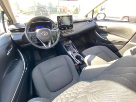 Toyota Corolla SDN 1.8 Hybrid e-CVT Executive, снимка 11