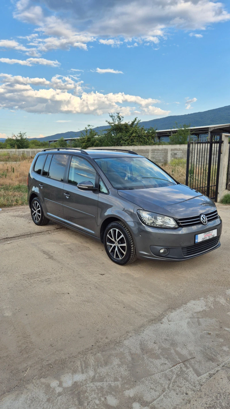 VW Touran 1.6, снимка 3 - Автомобили и джипове - 47357356