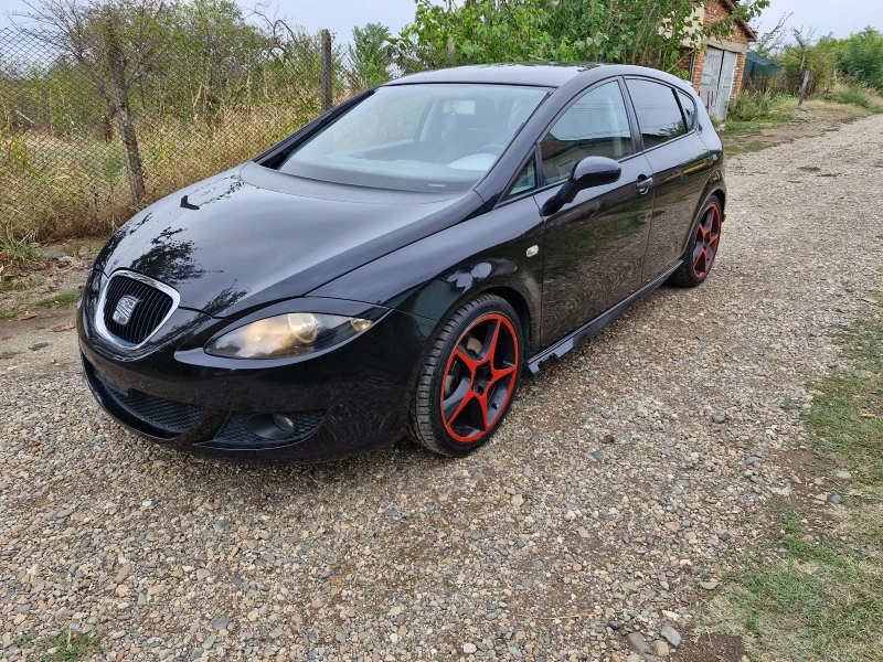 Seat Leon, снимка 4 - Автомобили и джипове - 47606253