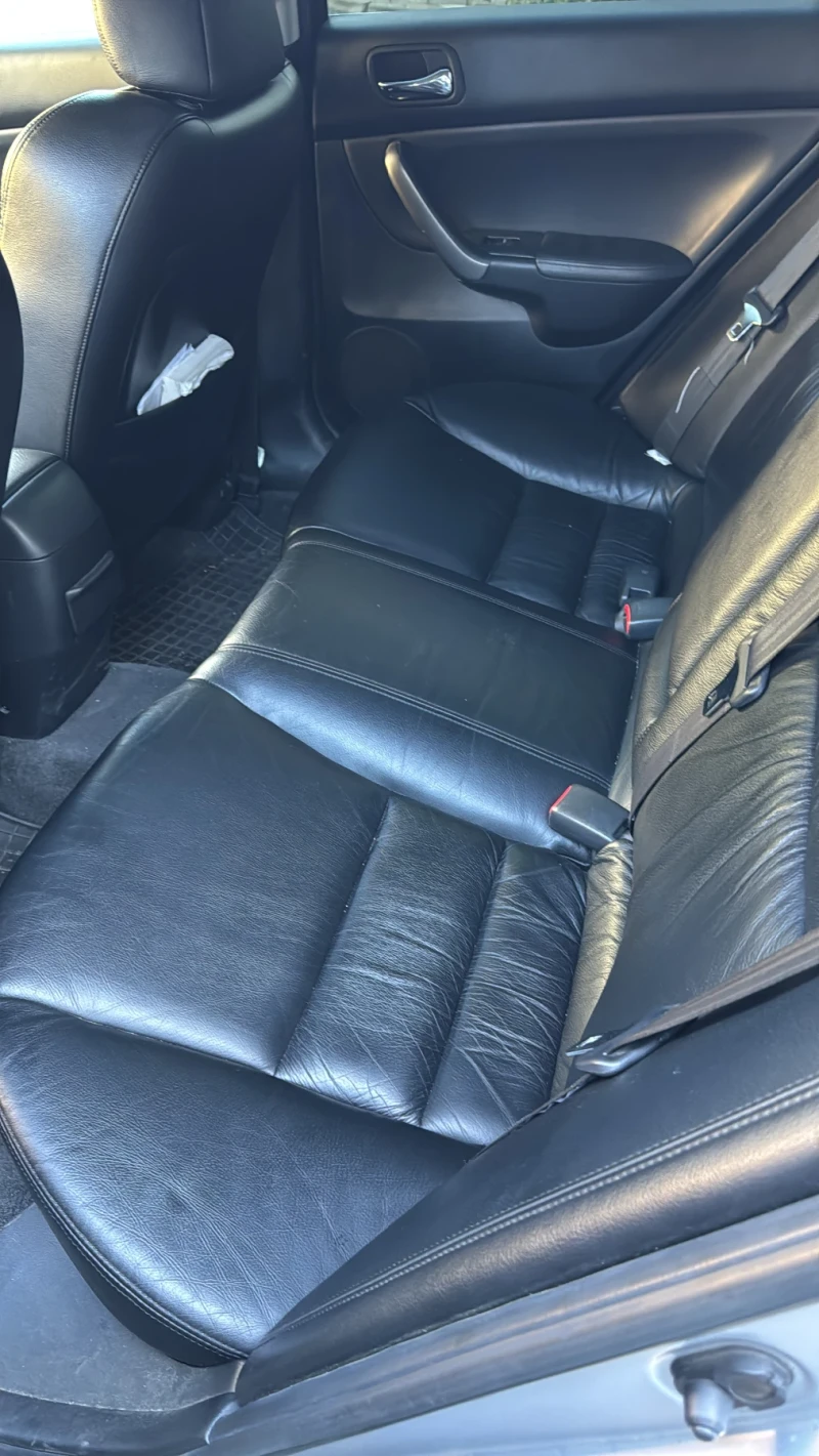 Honda Accord Executive , снимка 7 - Автомобили и джипове - 52001690