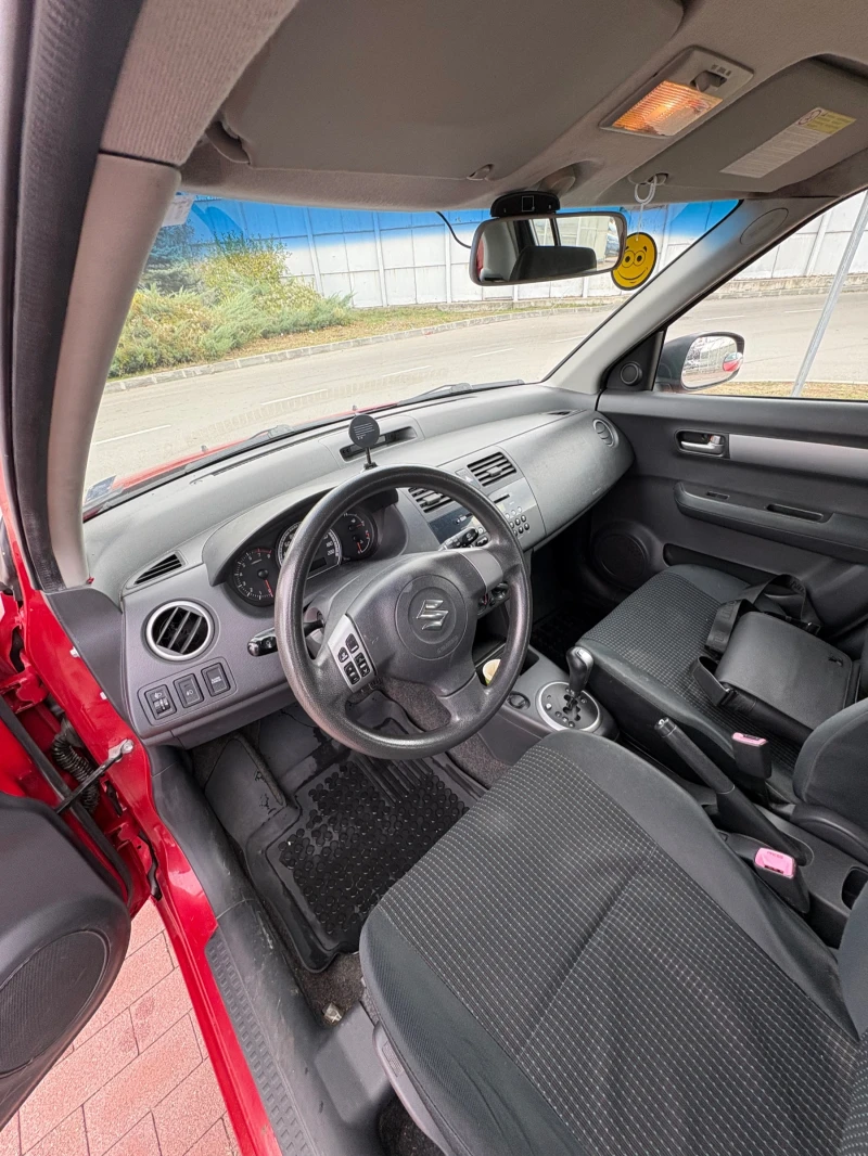 Suzuki Swift, снимка 11 - Автомобили и джипове - 52031474